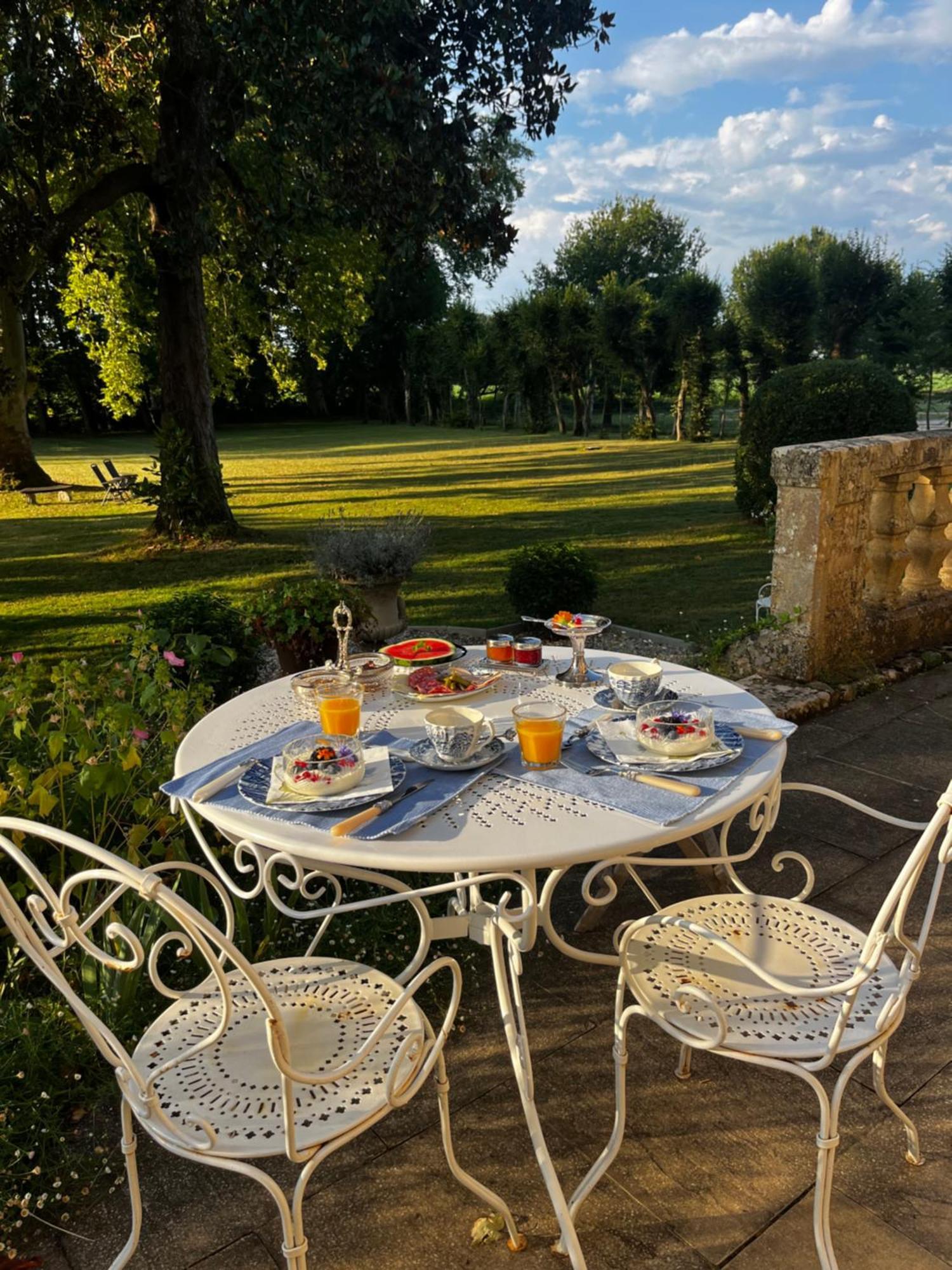 Le Bouquet Bleu Bed And Breakfast Siorac-en-Périgord Eksteriør bilde